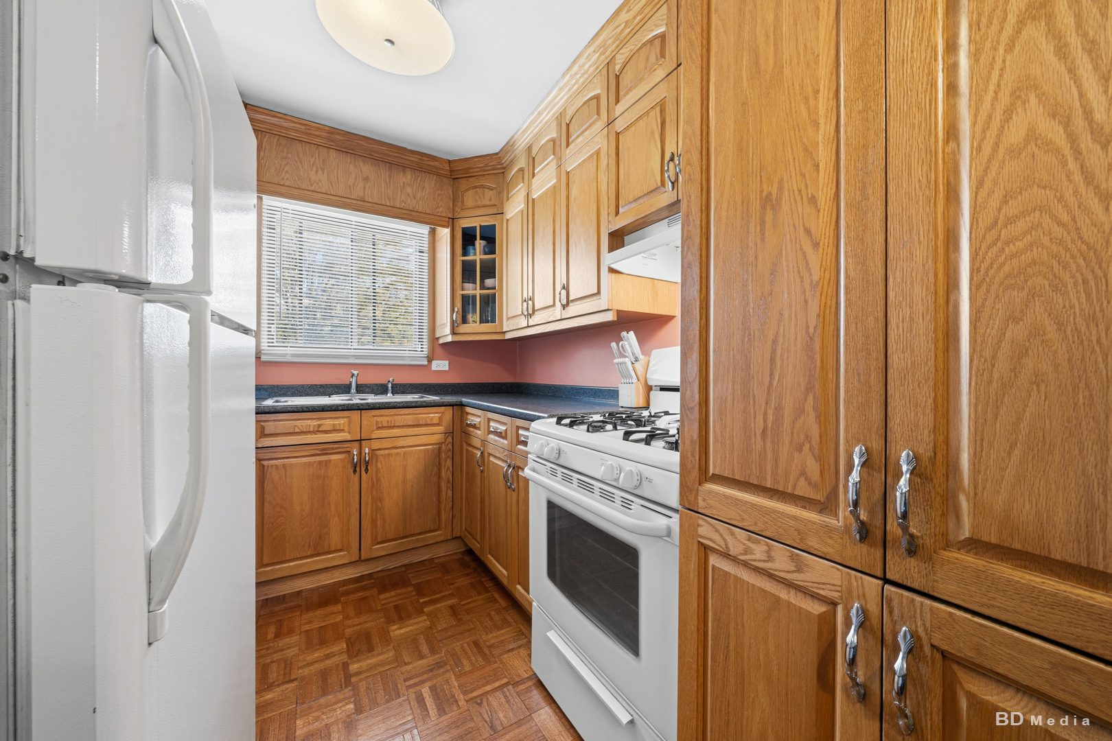 9814 Sayre Avenue, Unit 204 Chicago Ridge, IL 60415 - Photo 7 of 16 Gallery Image 7