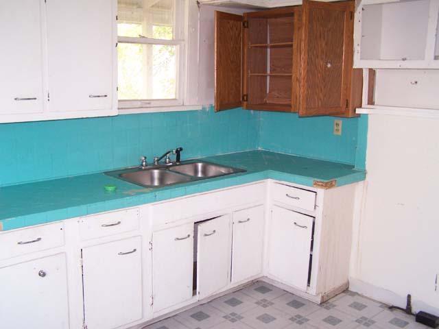 206 Derrer Road Columbus, OH 43204 - Photo 2 of 7 Gallery Image 2