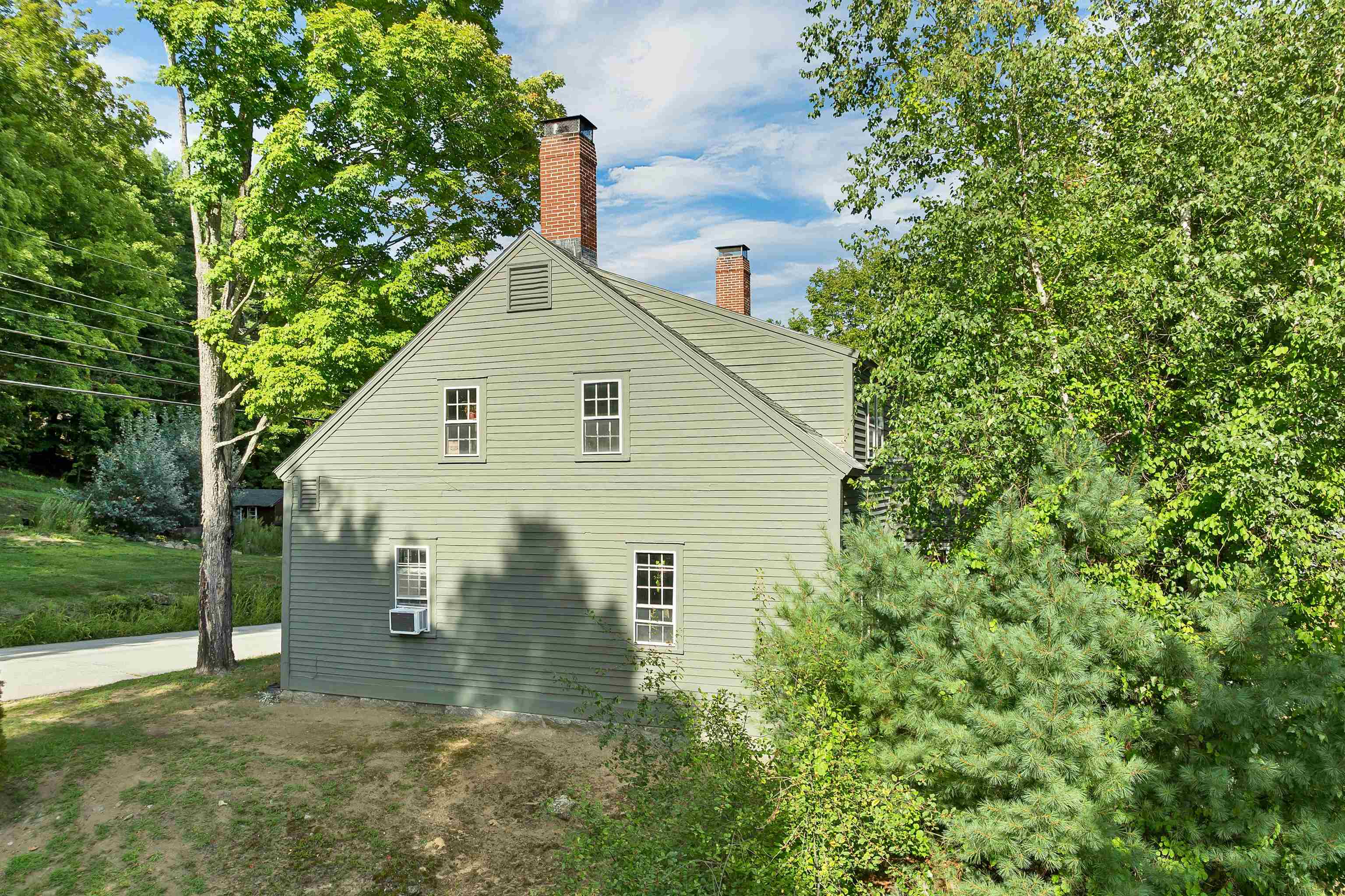 107 Town House Road New Hampton, NH 03256 - Photo 11 of 44 Gallery Image 11