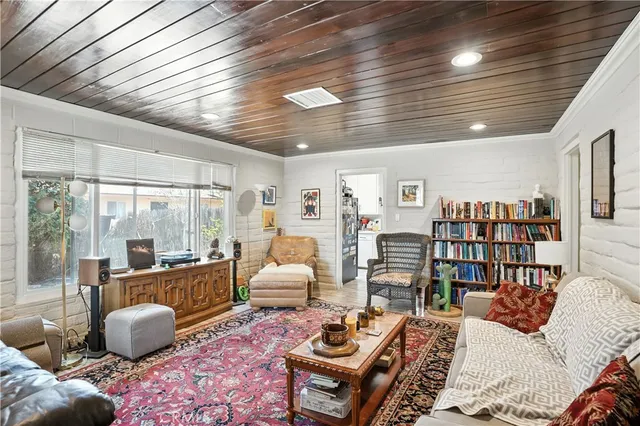 $550,000 | 3719 Jurupa Avenue, Riverside, CA 92506