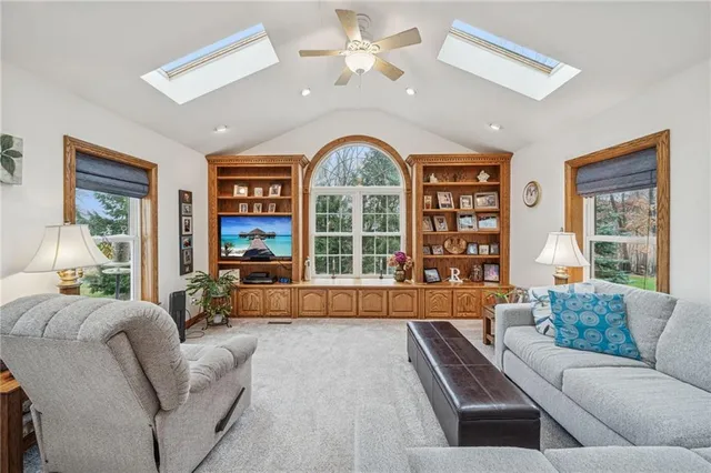 $384,900 | 4 Dartmouth Drive, Greensburg, PA 15601