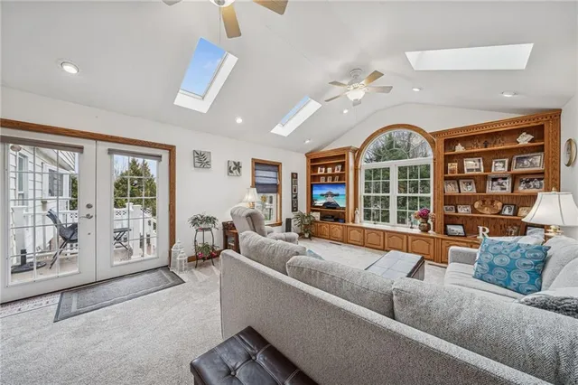 $384,900 | 4 Dartmouth Drive, Greensburg, PA 15601