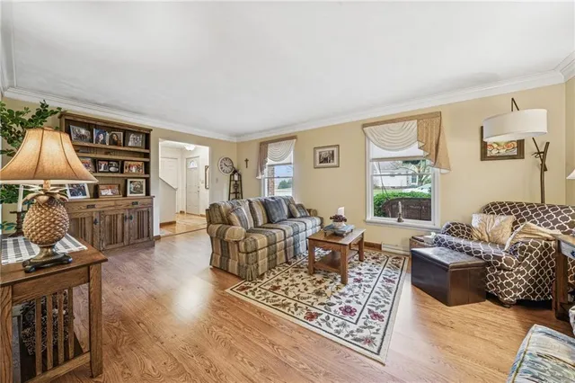 $384,900 | 4 Dartmouth Drive, Greensburg, PA 15601