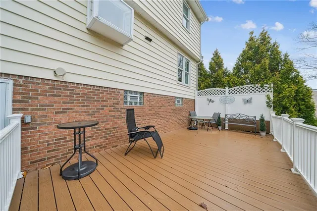 $384,900 | 4 Dartmouth Drive, Greensburg, PA 15601