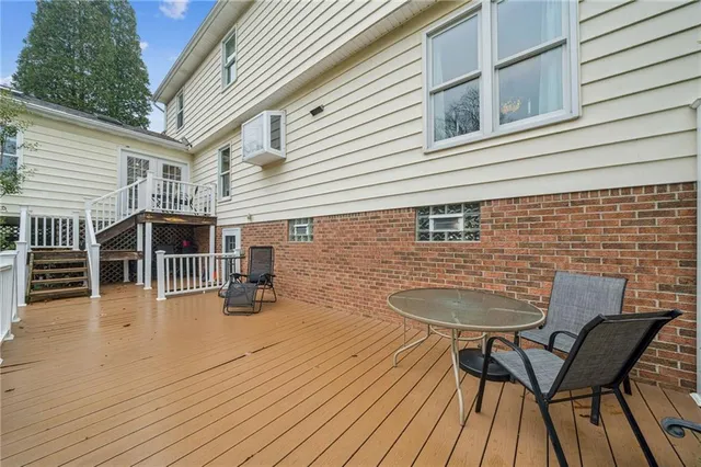 $384,900 | 4 Dartmouth Drive, Greensburg, PA 15601