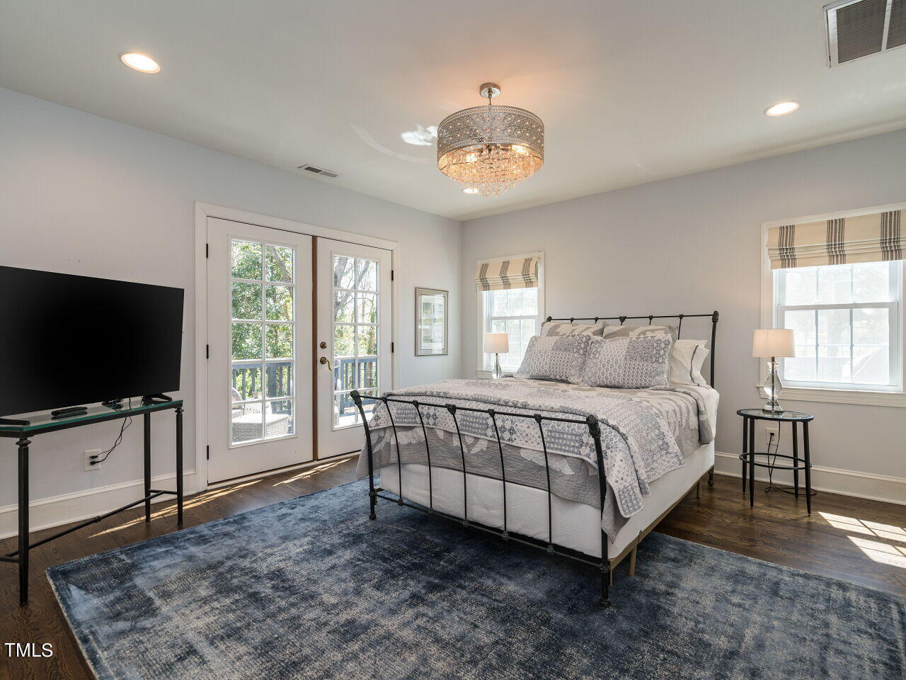 1004 Benjamin Street Raleigh, NC 27604 - Photo 13 of 27 016-1280x960-primary-bedroom