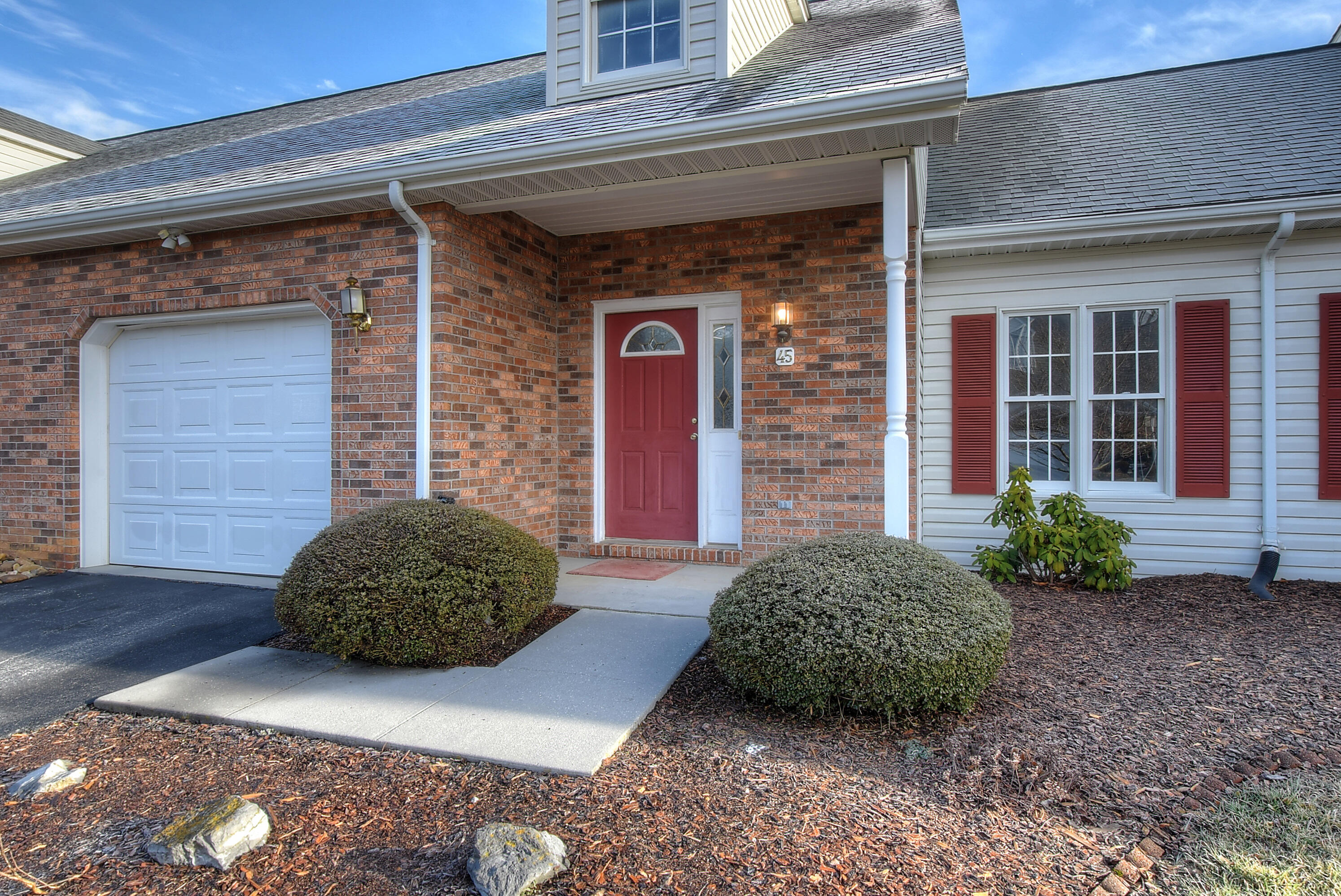 45 Cherokee Ridge Court, Unit 45 Johnson City, TN 37604 - Photo 1 of 27 4