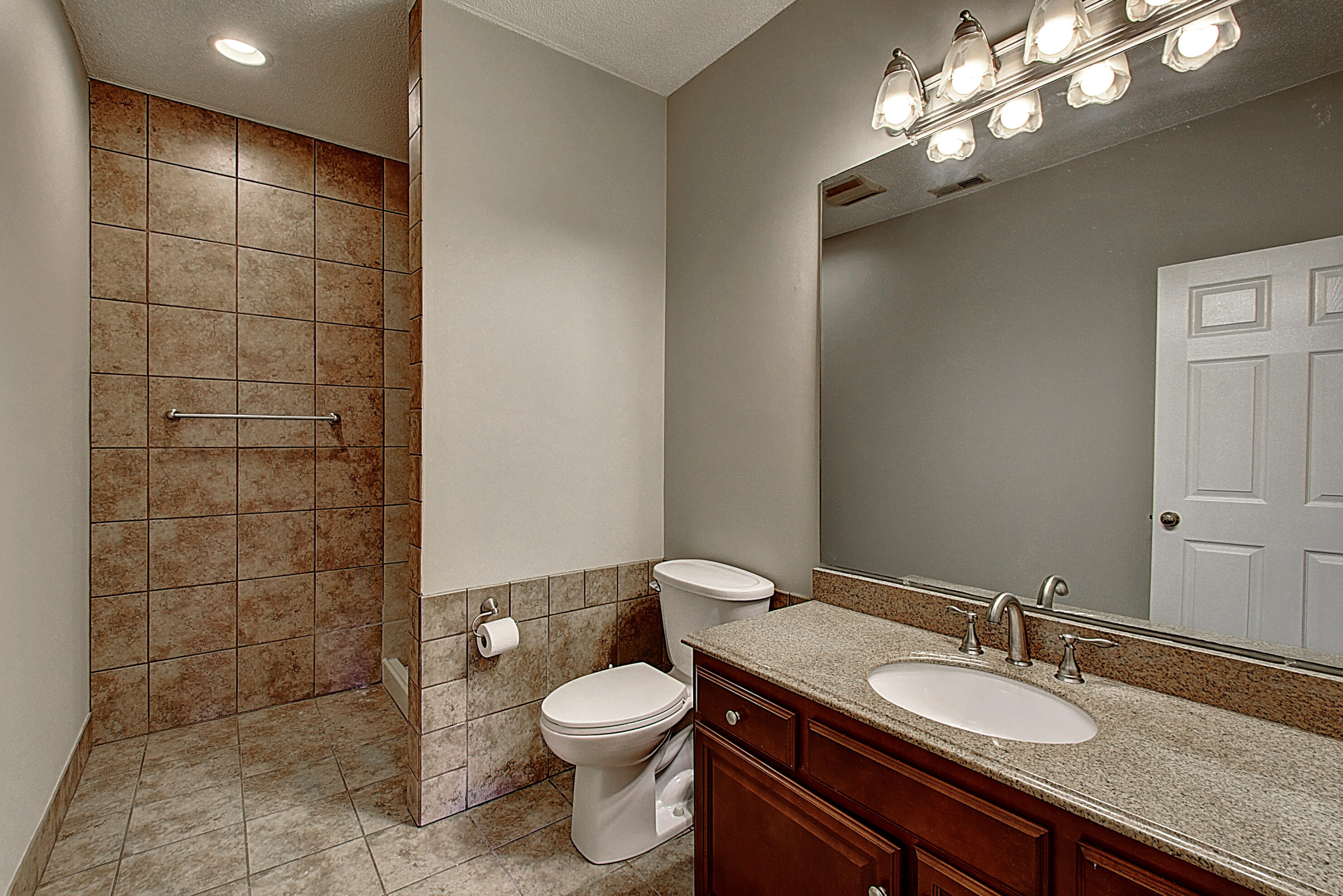 45 Cherokee Ridge Court, Unit 45 Johnson City, TN 37604 - Photo 17 of 27 DSC_0136And8more_1