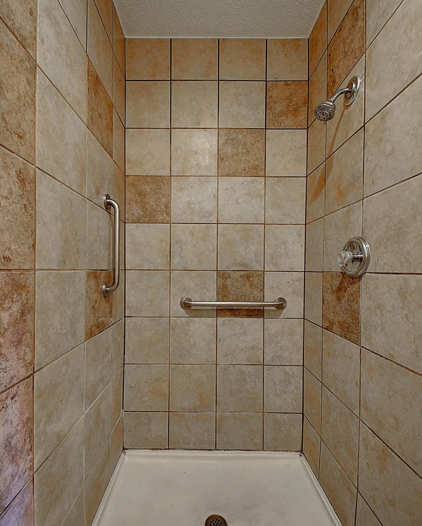 45 Cherokee Ridge Court, Unit 45 Johnson City, TN 37604 - Photo 18 of 27 DSC_0145_46_47_48_49_50_stitch