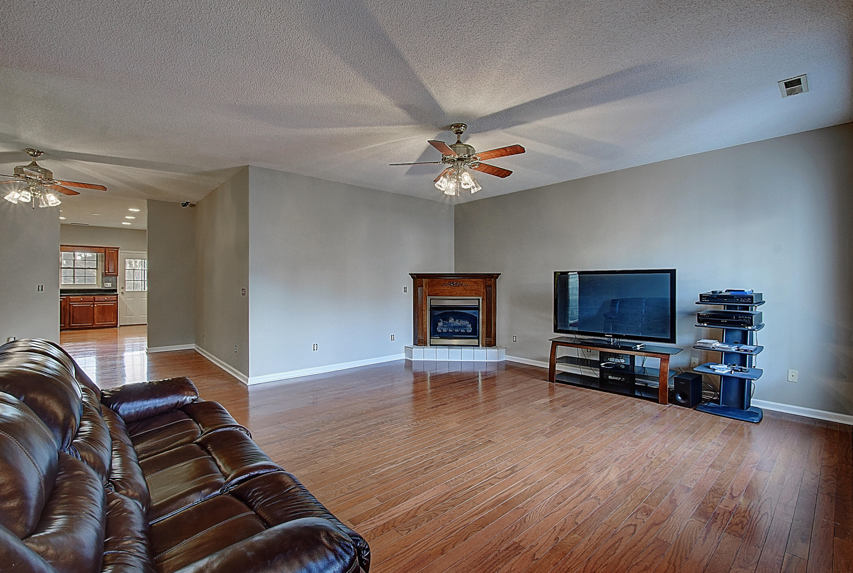 45 Cherokee Ridge Court, Unit 45 Johnson City, TN 37604 - Photo 6 of 27 DSC_0001And8more