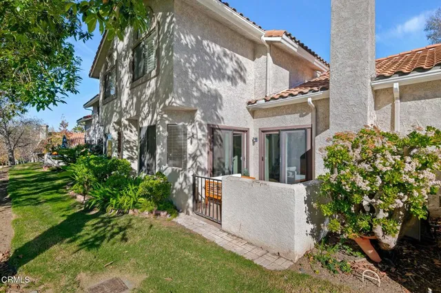 $629,900 | 6204 Corte Antigua, Camarillo, CA 93012