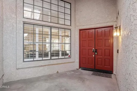 $629,900 | 6204 Corte Antigua, Camarillo, CA 93012