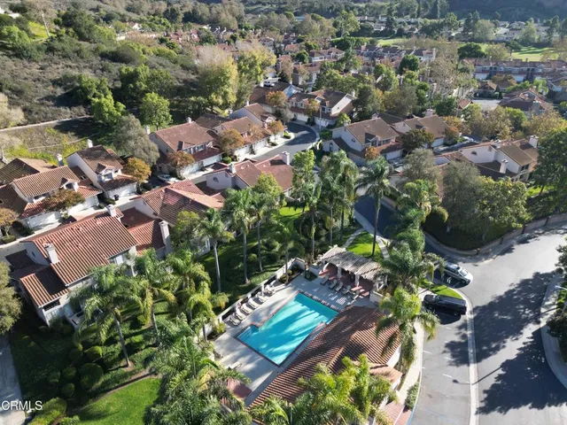 $629,900 | 6204 Corte Antigua, Camarillo, CA 93012
