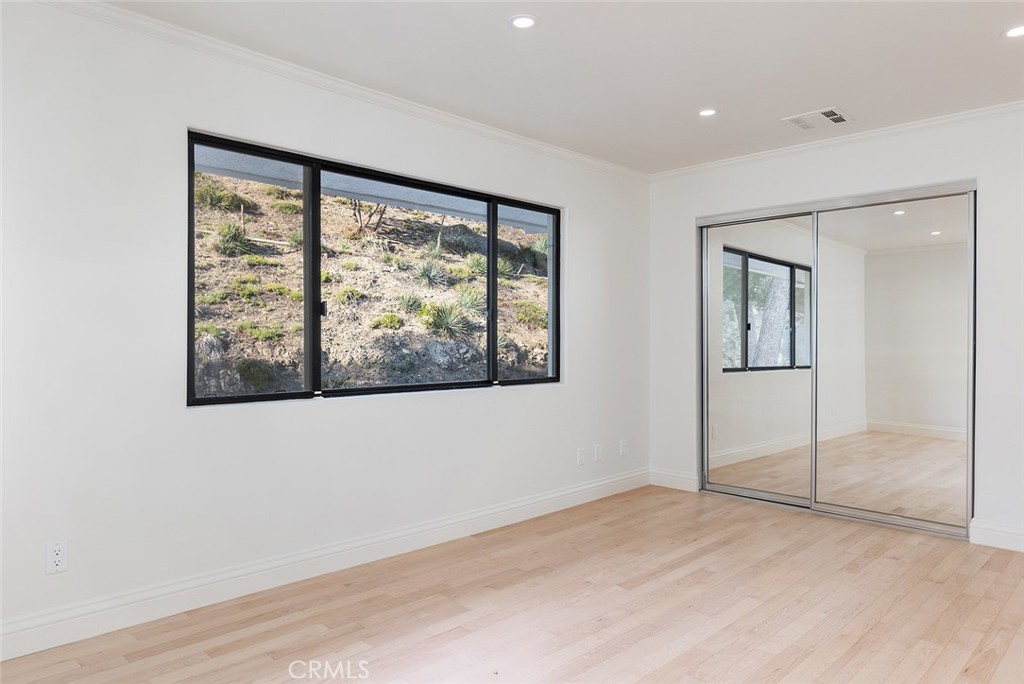 5660 Pine Cone Road La Crescenta, CA 91214 - Photo 22 of 40