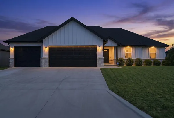 $339,900 | 1233 South Antietam Road, Republic, MO 65738