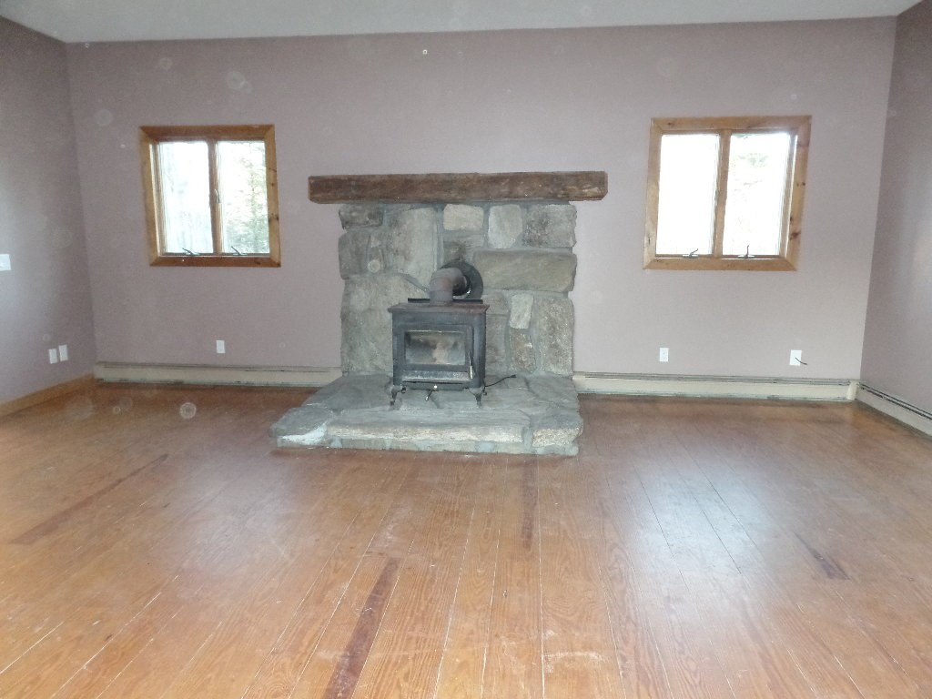 82 Brown Road Candia, NH 03034 - Photo 3 of 34
