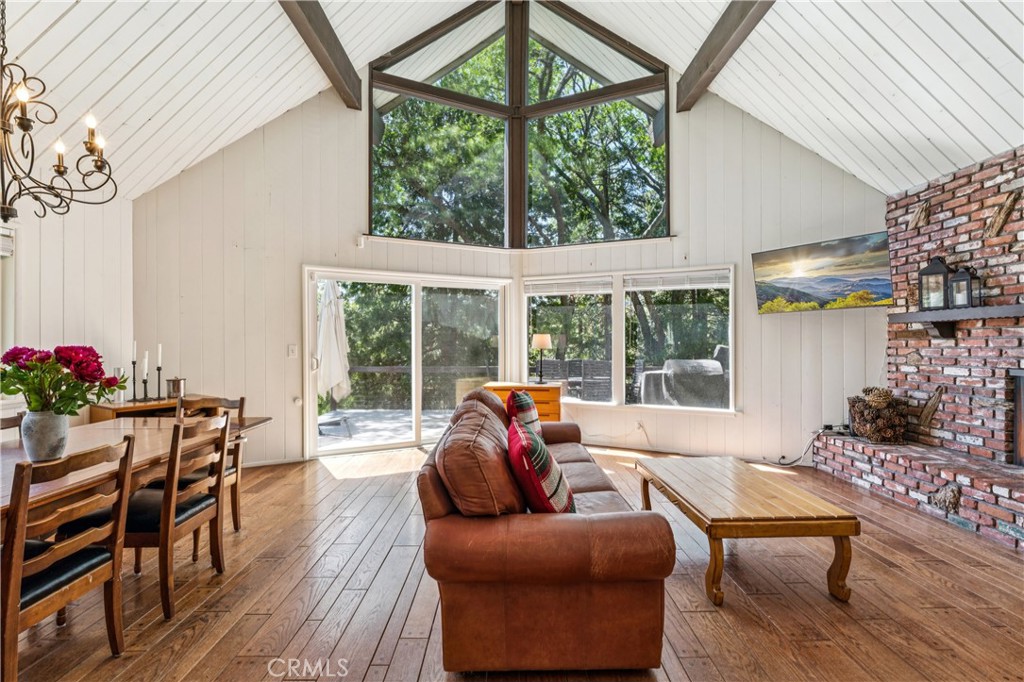 686 Grass Valley Road Lake Arrowhead, CA 92352 - Photo 8 of 55