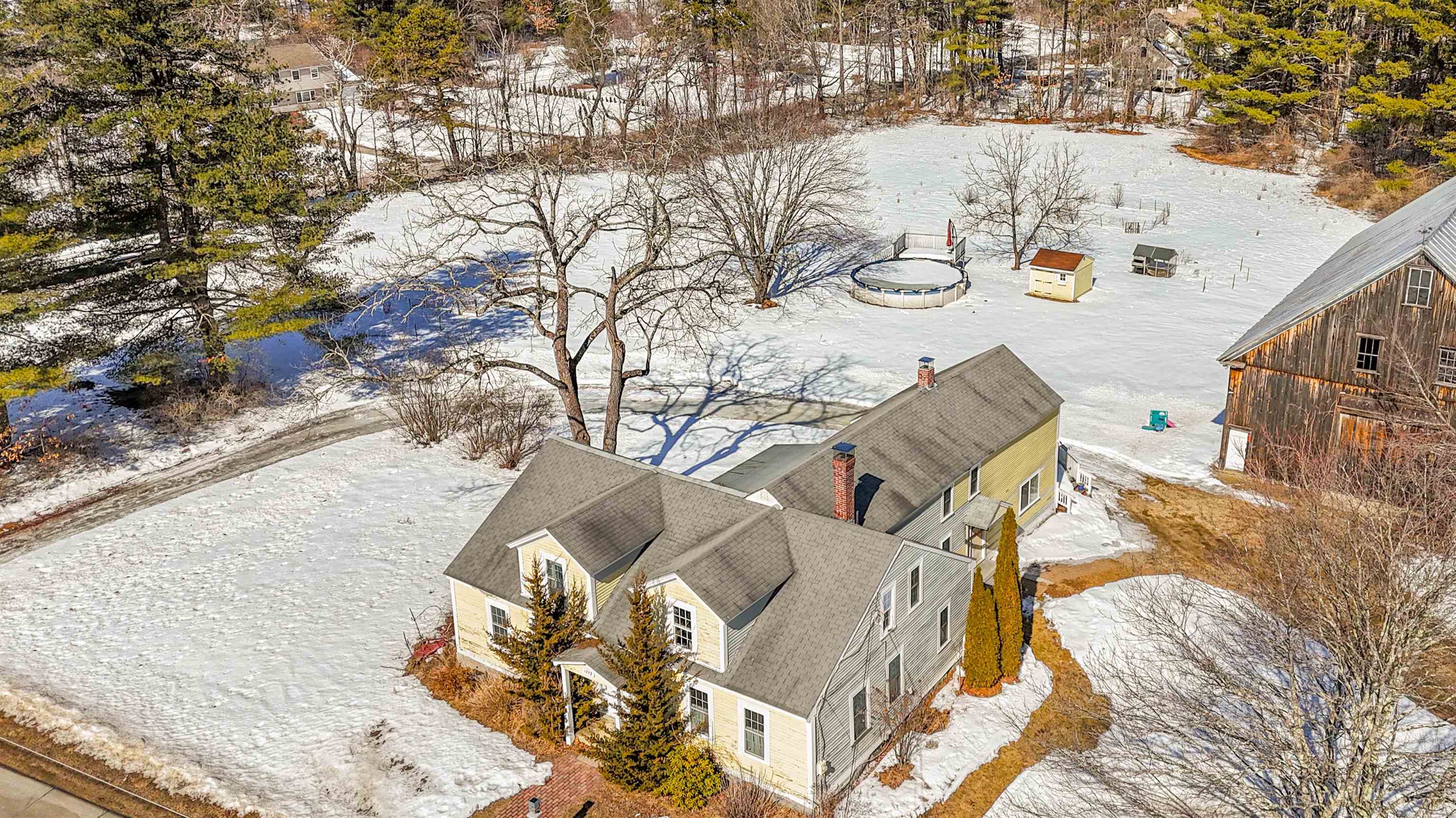 6 Thornton Ferry Rd I Amherst, NH 03031 - Photo 3 of 41