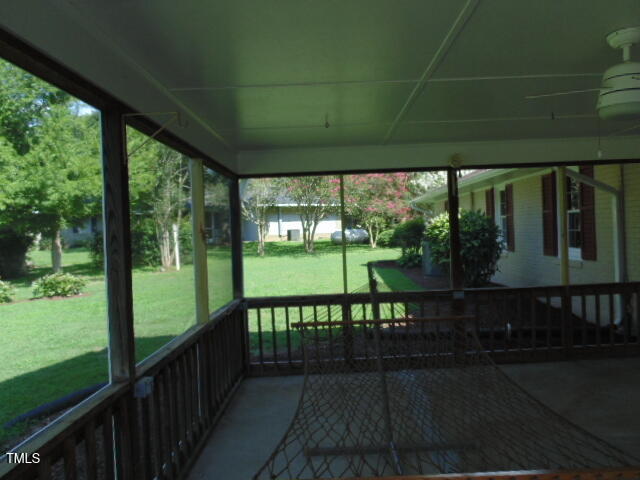 155 Sam Brummitt Road Henderson, NC 27537 - Photo 10 of 41 DSC06965