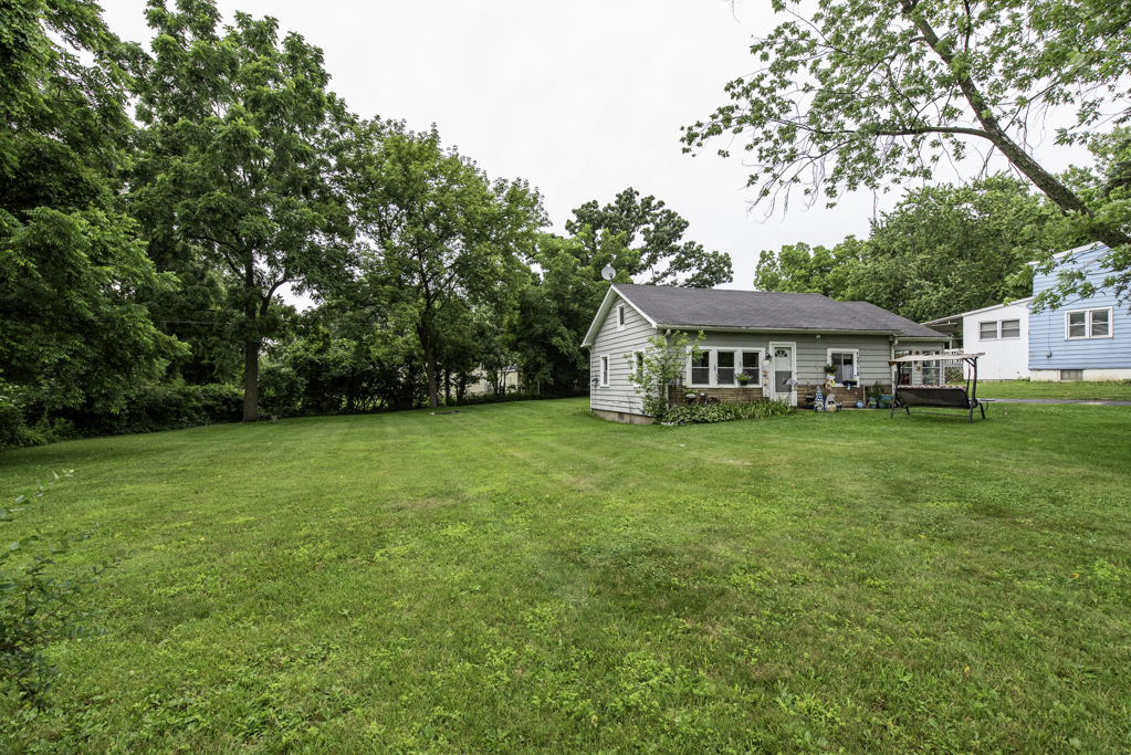 12716 West Grandview Avenue Waukegan, IL 60085 - Photo 15 of 22