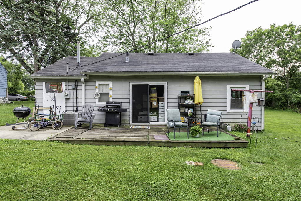 12716 West Grandview Avenue Waukegan, IL 60085 - Photo 20 of 22