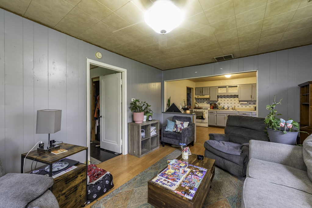 12716 West Grandview Avenue Waukegan, IL 60085 - Photo 4 of 22