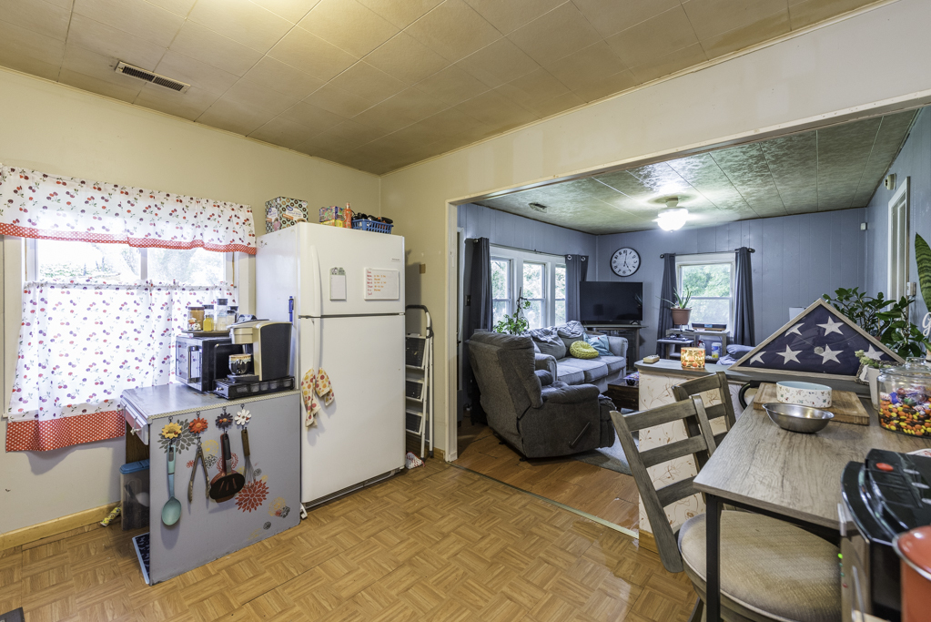 12716 West Grandview Avenue Waukegan, IL 60085 - Photo 8 of 22