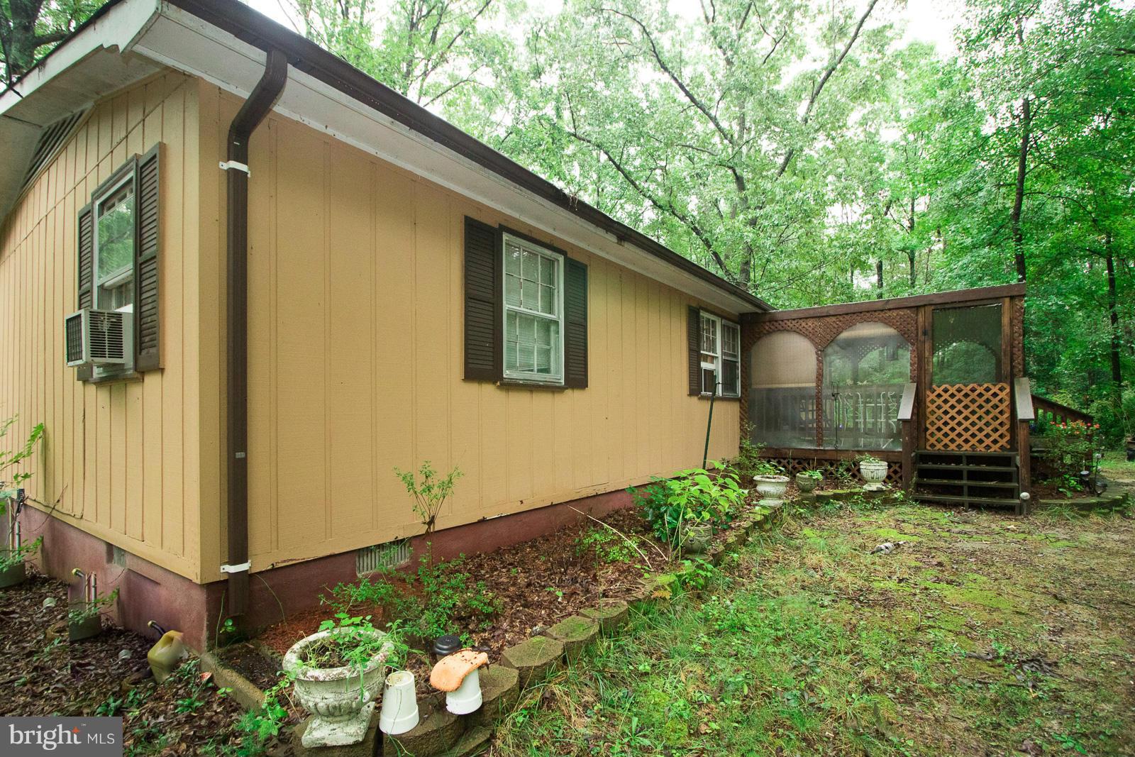 5935 Hickory Ridge Road Spotsylvania, VA 22551 - Photo 23 of 26 Exterior (Rear)