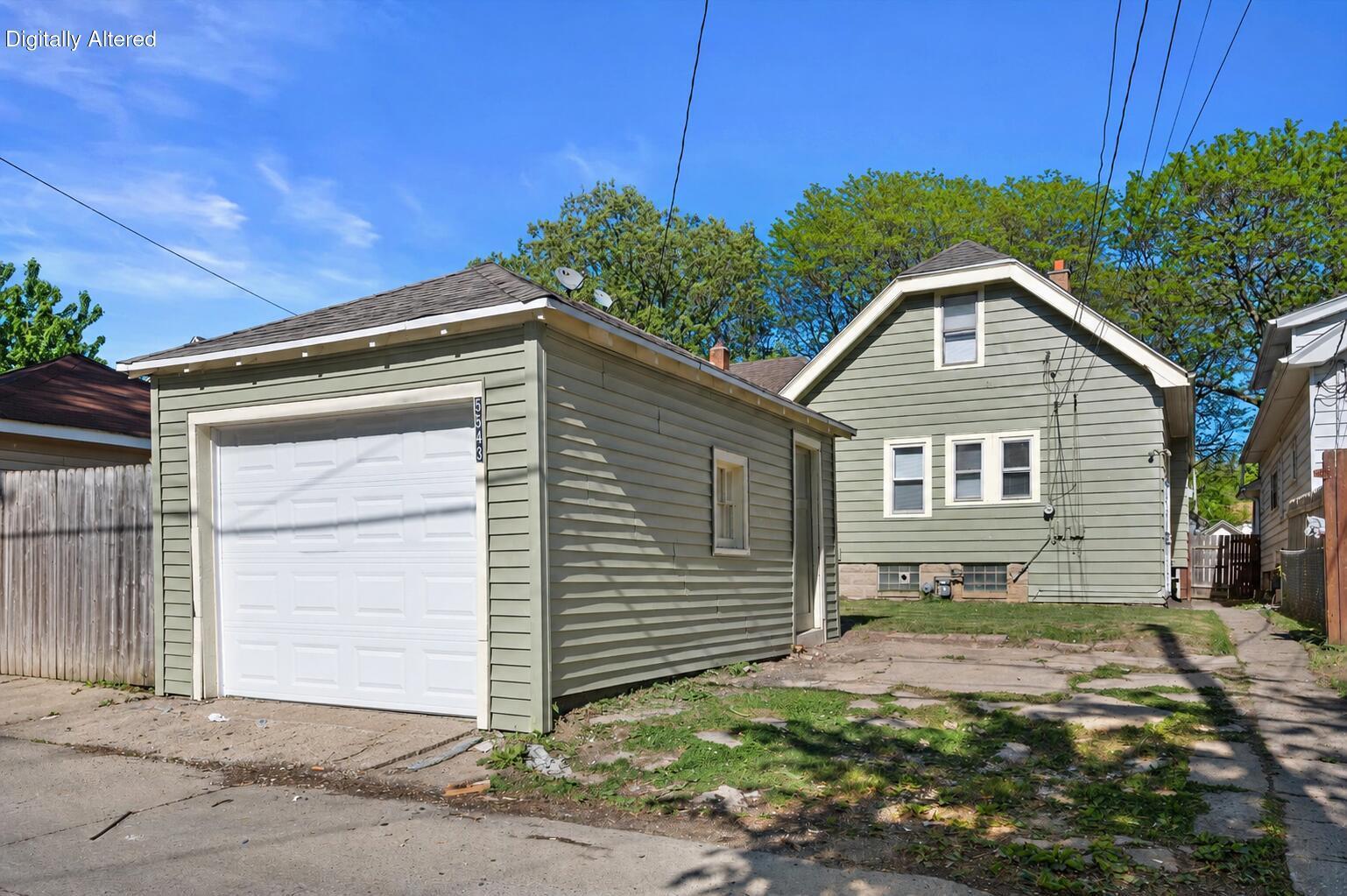 5543 North 34th Street Milwaukee, WI 53209 - Photo 33 of 37 Garage