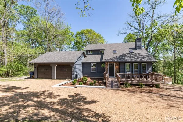 $425,000 | 5560 Twilight Drive, Cedar Hill, MO 63016
