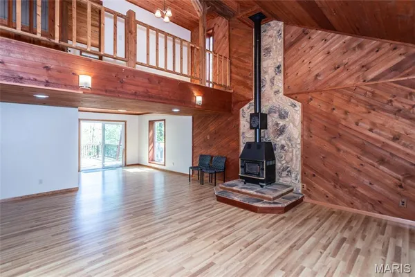 $425,000 | 5560 Twilight Drive, Cedar Hill, MO 63016