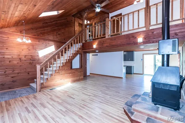 $425,000 | 5560 Twilight Drive, Cedar Hill, MO 63016