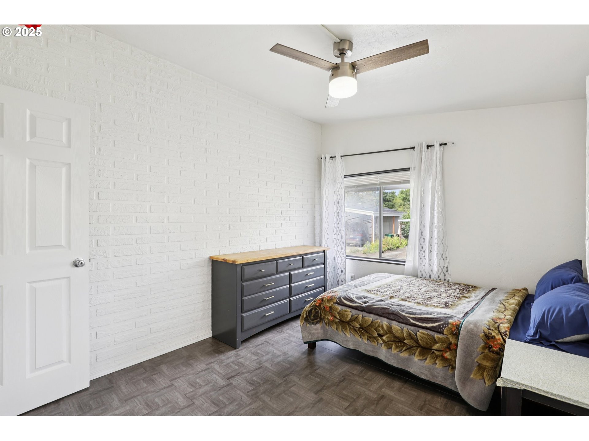 520 Southwest Georgetown Way Beaverton, OR 97006 - Photo 16 of 47