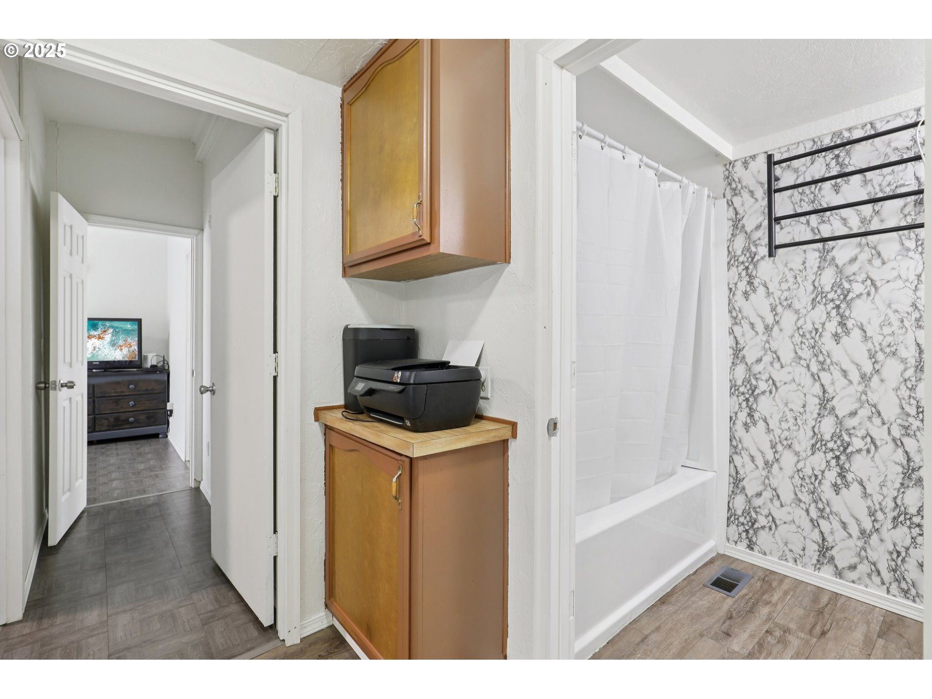 520 Southwest Georgetown Way Beaverton, OR 97006 - Photo 18 of 47