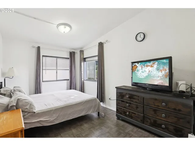 $119,900 | 520 Southwest Georgetown Way, Beaverton, OR 97006