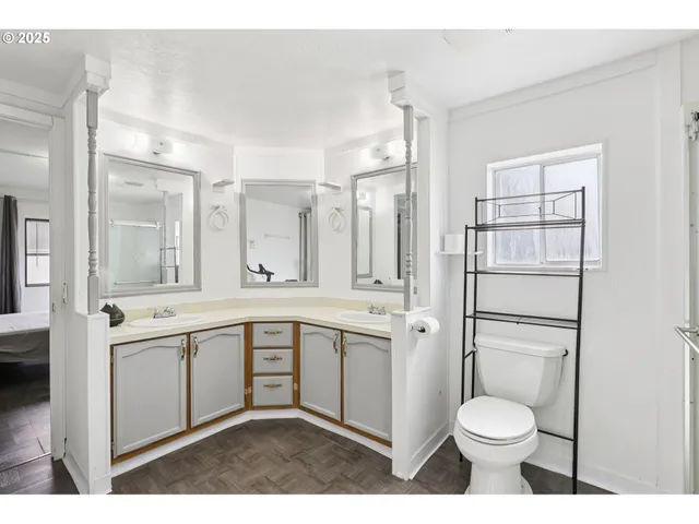 $119,900 | 520 Southwest Georgetown Way, Beaverton, OR 97006