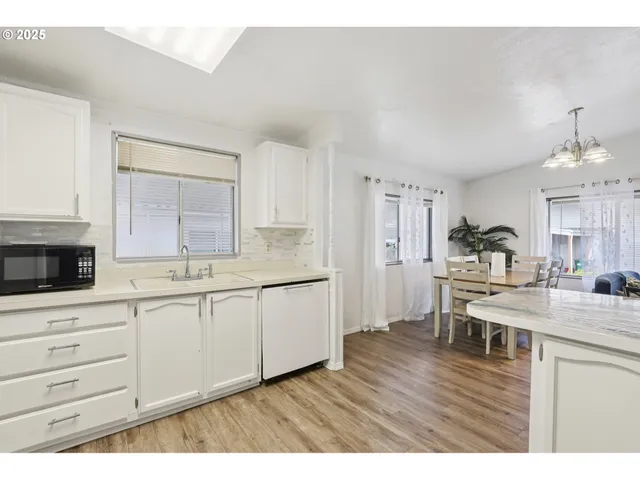 $119,900 | 520 Southwest Georgetown Way, Beaverton, OR 97006