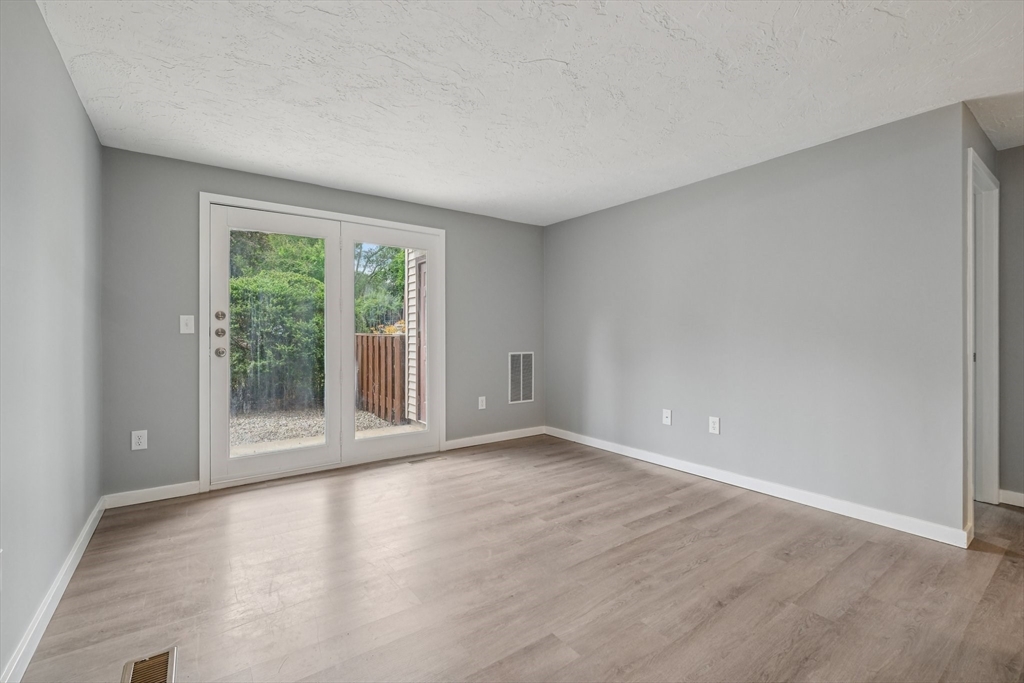 189 Littleton Road, Unit 32 Chelmsford, MA 01824 - Photo 13 of 26 Gallery Image 13