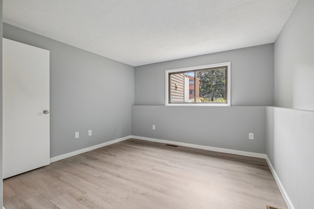 189 Littleton Road, Unit 32 Chelmsford, MA 01824 - Photo 16 of 26 Gallery Image 16