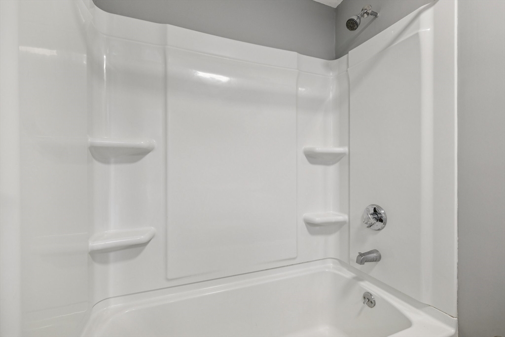 189 Littleton Road, Unit 32 Chelmsford, MA 01824 - Photo 20 of 26 Gallery Image 20