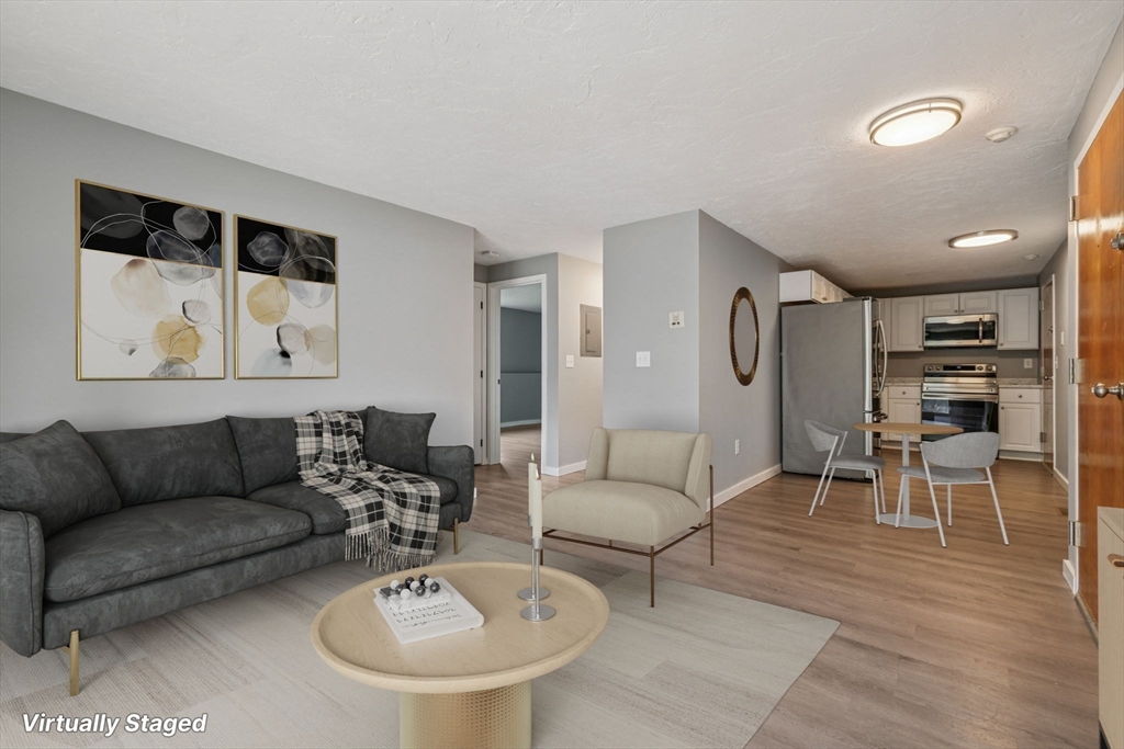 189 Littleton Road, Unit 32 Chelmsford, MA 01824 - Photo 3 of 26 Gallery Image 3