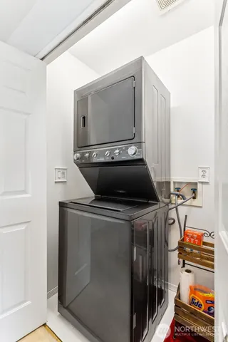 $425,000 | 1940 South 368th Place, Federal Way, WA 98003