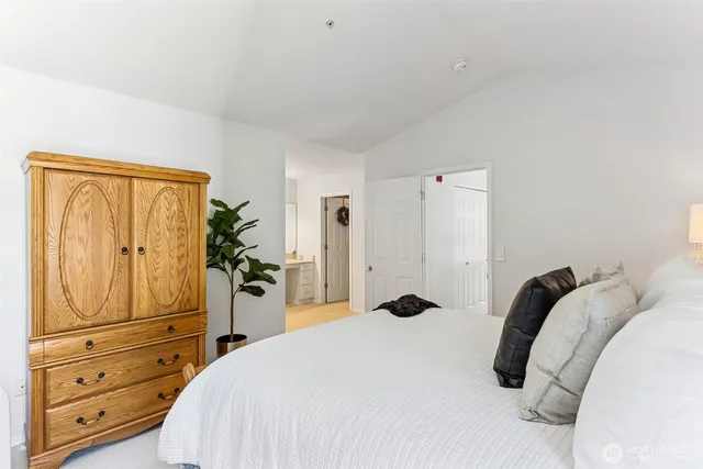 $425,000 | 1940 South 368th Place, Federal Way, WA 98003