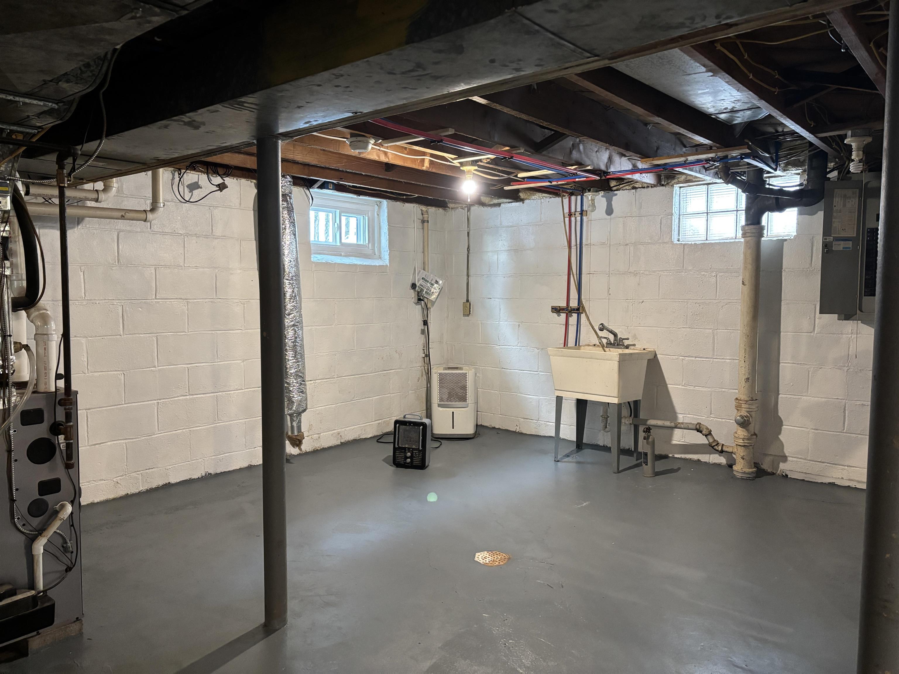 5211 Avondale Street Duluth, MN 55804 - Photo 18 of 29