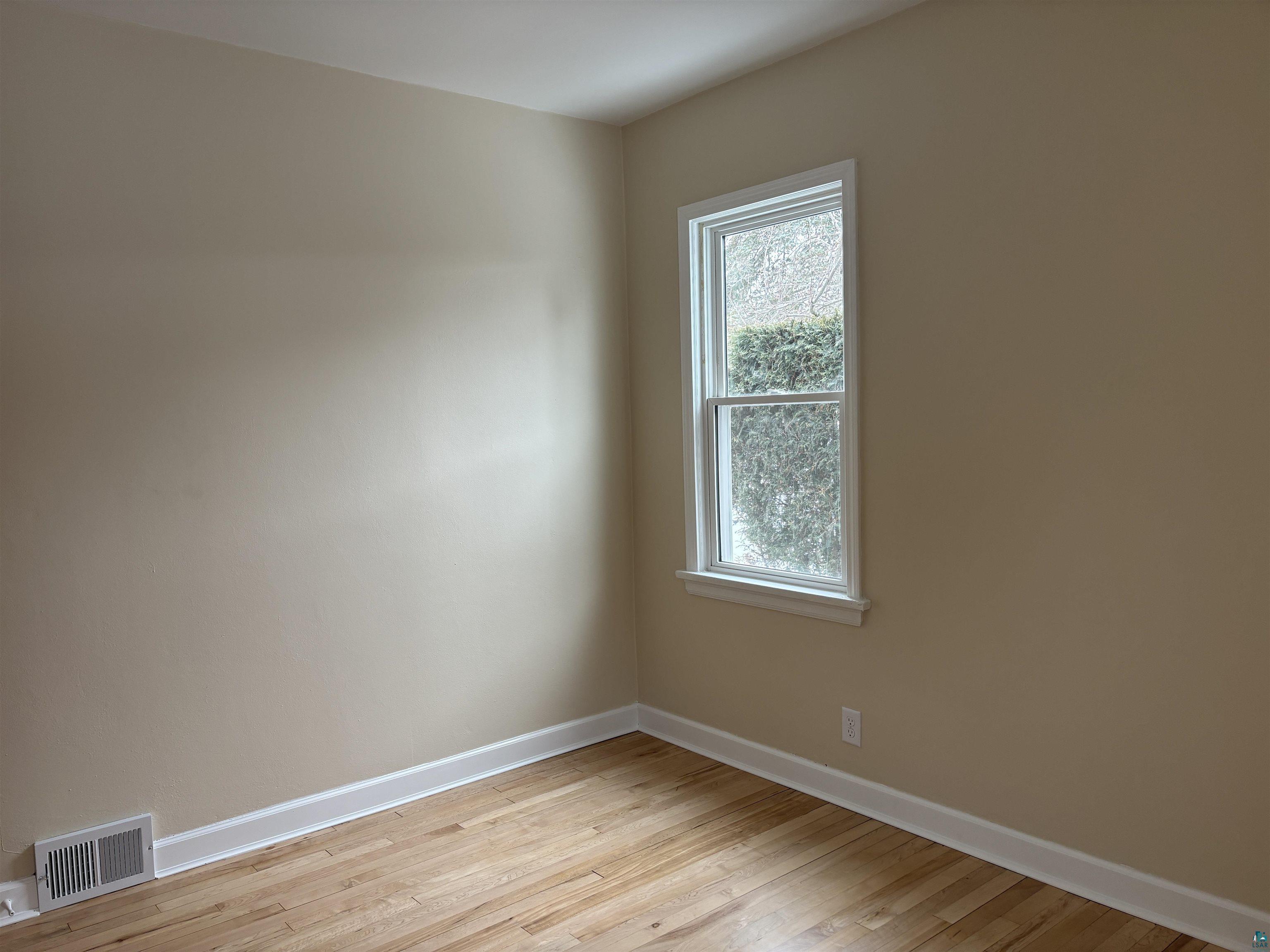 5211 Avondale Street Duluth, MN 55804 - Photo 22 of 29