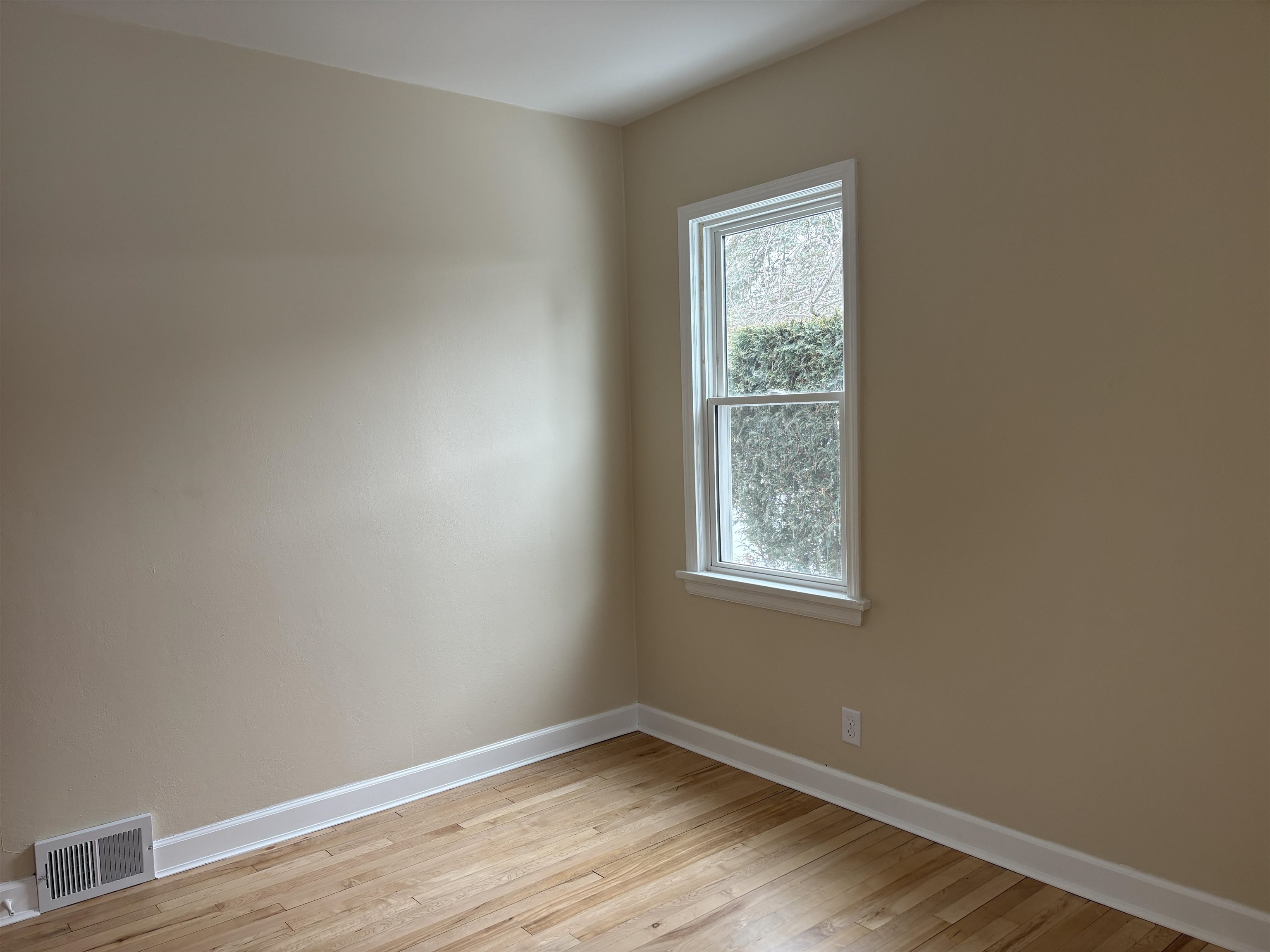 5211 Avondale Street Duluth, MN 55804 - Photo 22 of 29