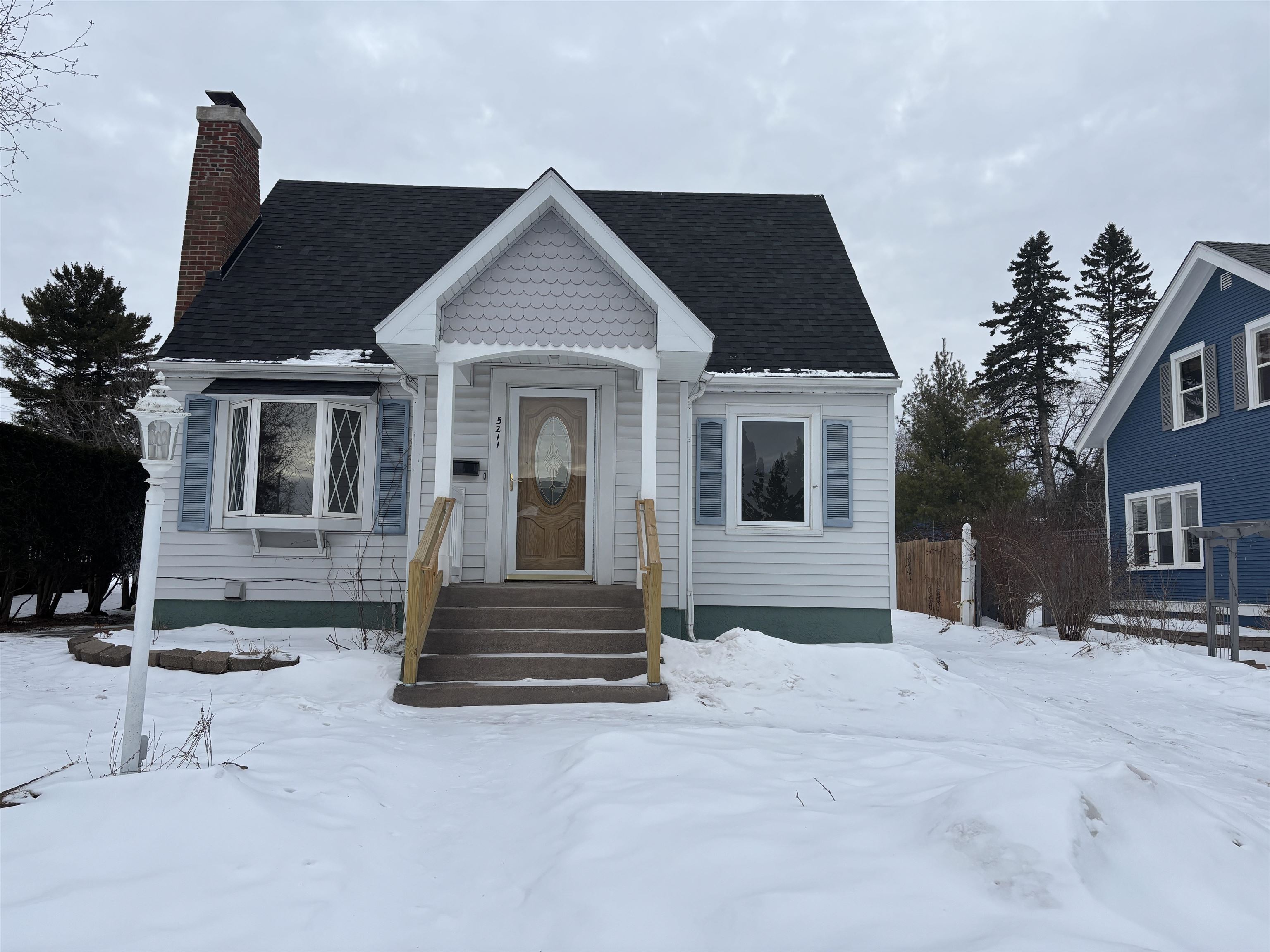 5211 Avondale Street Duluth, MN 55804 - Photo 3 of 29