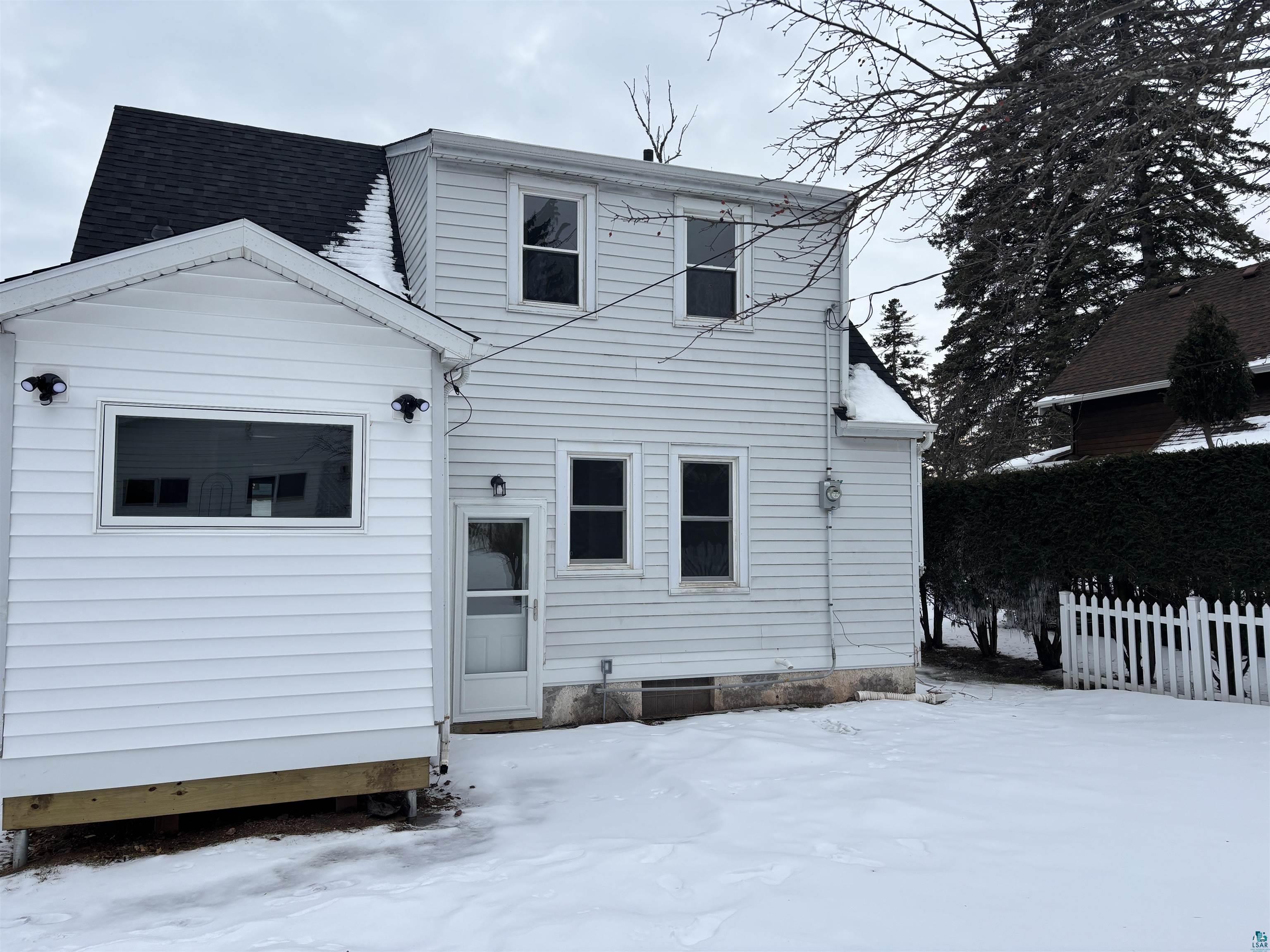 5211 Avondale Street Duluth, MN 55804 - Photo 7 of 29