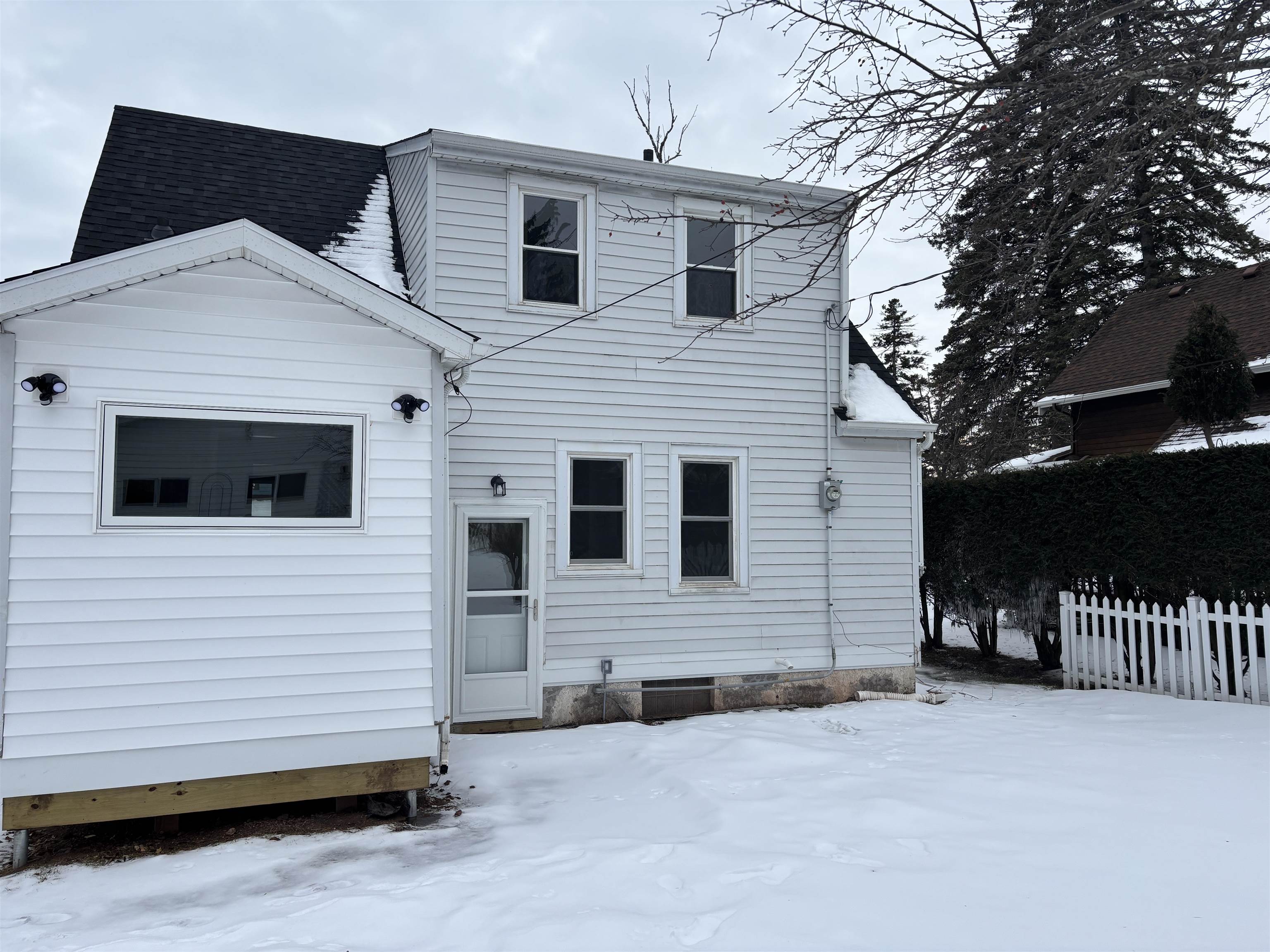 5211 Avondale Street Duluth, MN 55804 - Photo 7 of 29