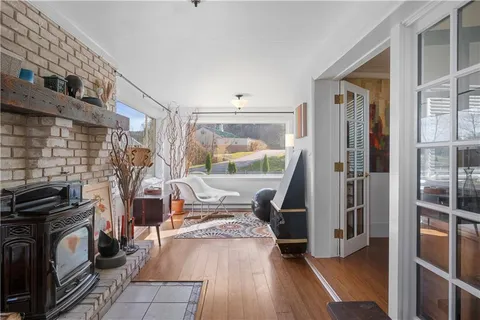 a view of a living room washer and dryer